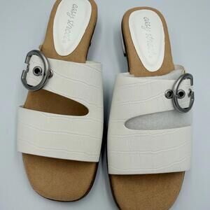 Viviana White Slide Sandals with Silver Buckle